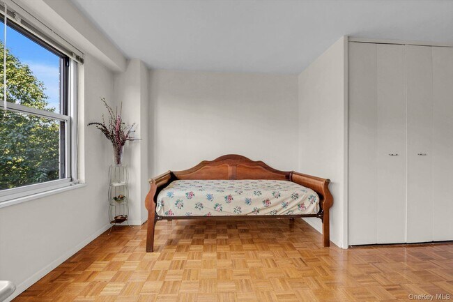 Foto del edificio - 555 Kappock St