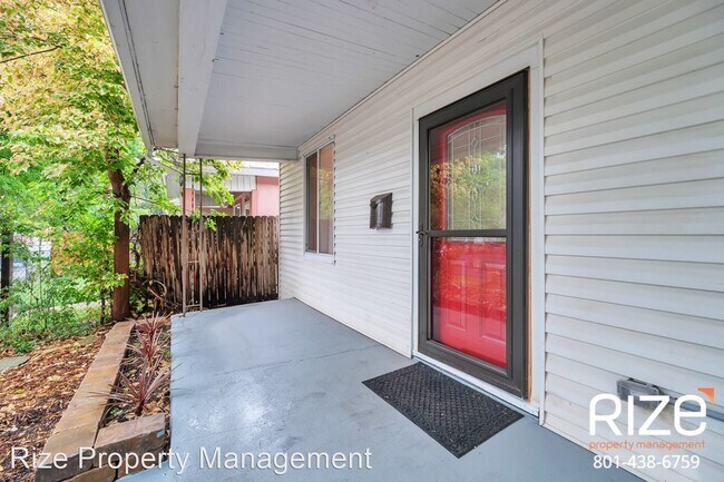 Building Photo - 3 br, 1 bath House - 122 Lucy Ave