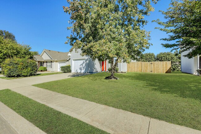 Building Photo - 5038 Nina Marie Ave