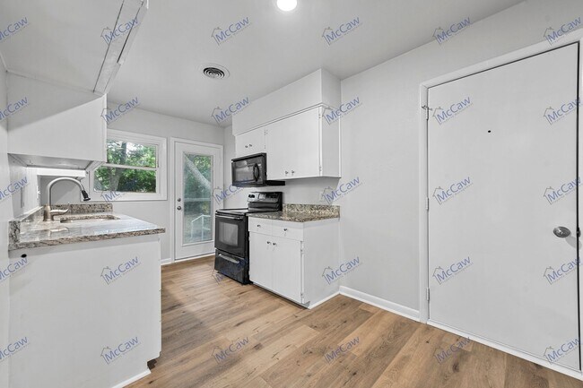 Foto del edificio - 3/1/1 in Haltom City!