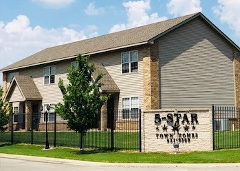 Primary Photo - 2650 Glenn Pl