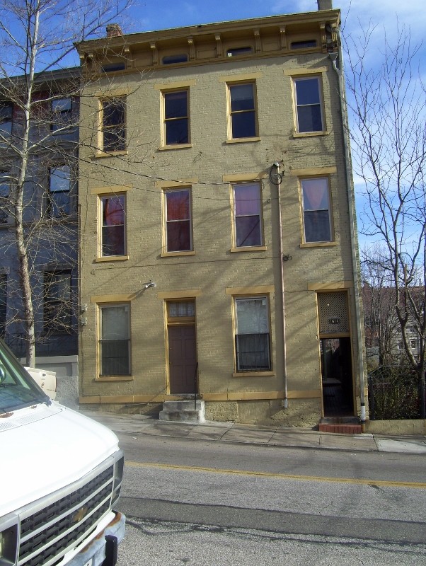 Primary Photo - 1614 Sycamore St