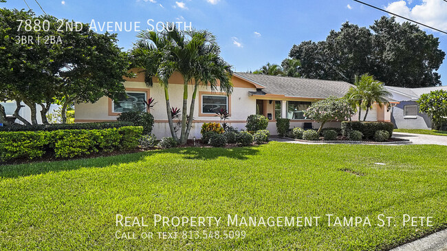 Building Photo - ***Beautiful St Pete Waterfront Home***