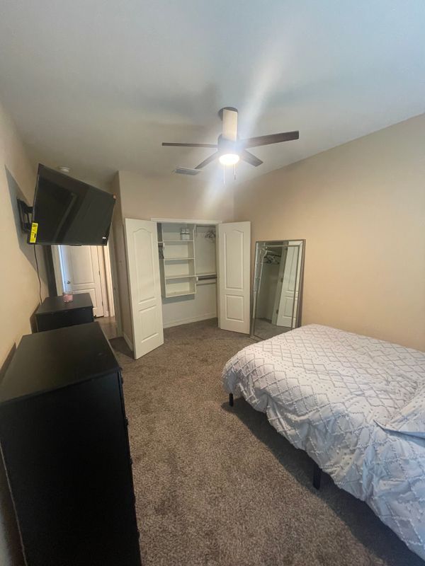 Foto del edificio - 7446 Seal Beach Ct