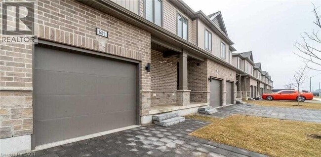 Building Photo - 689 Chelton Rd