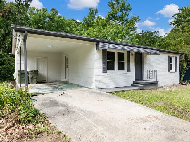 Foto del edificio - 2862 Argyle Dr NW