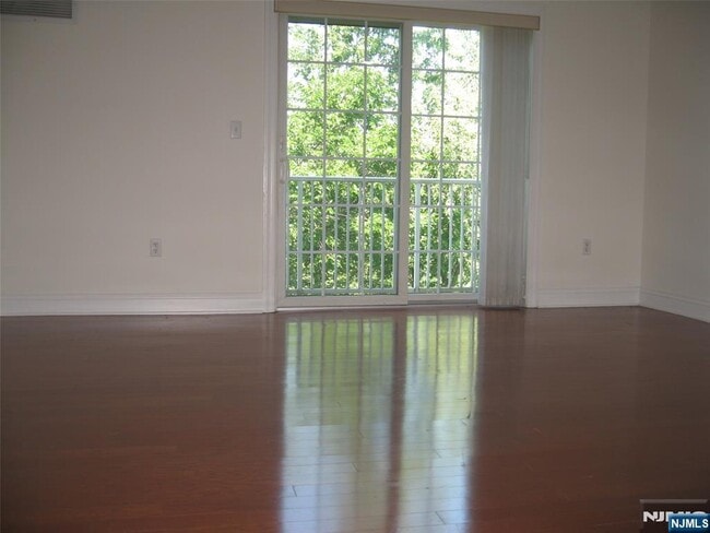 Foto del edificio - 2411 Windsor Park Ct