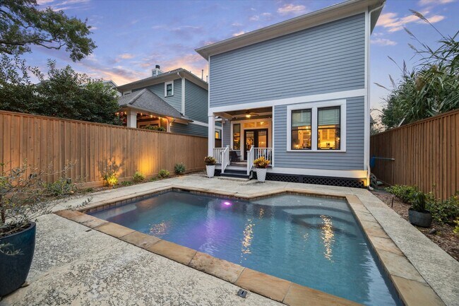 Foto del edificio - 1030 Waverly St