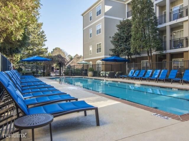 Foto del edificio - 485 Lindbergh Dr NE