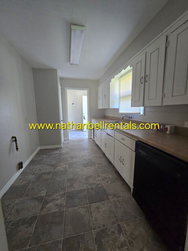 Foto del edificio - 683 25th St SE
