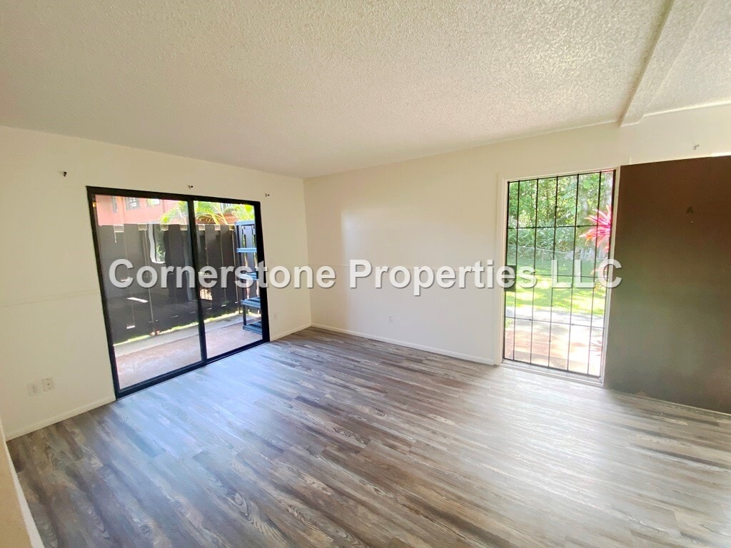 Photo - 2069 California Ave (Wahiawa, HI)