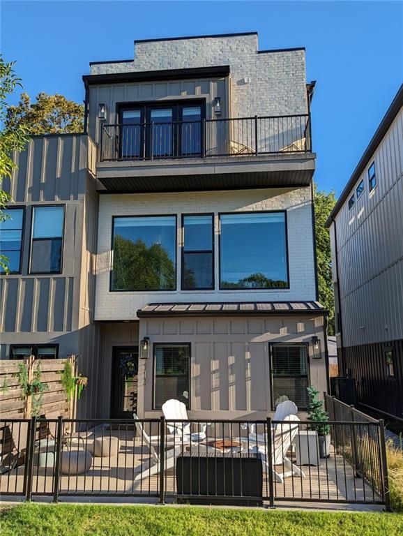 Foto principal - 512 SE C St
