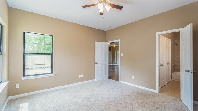 Foto del edificio - 4812 Centipede Rd