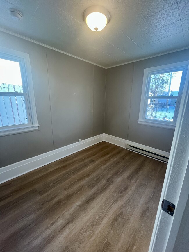 Building Photo - 614 Reed St