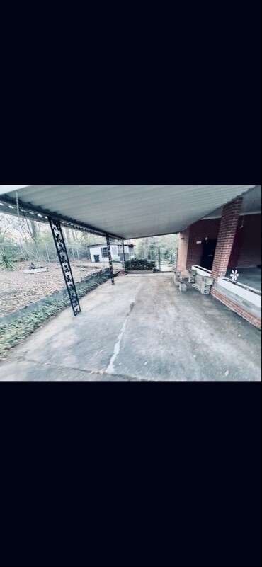 Foto del edificio - 4222 Yates Dr
