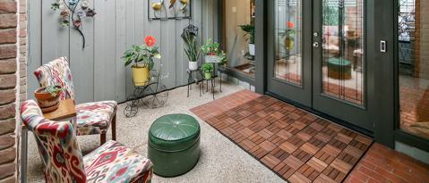 Foto del edificio - 31 Forest Dr Loop