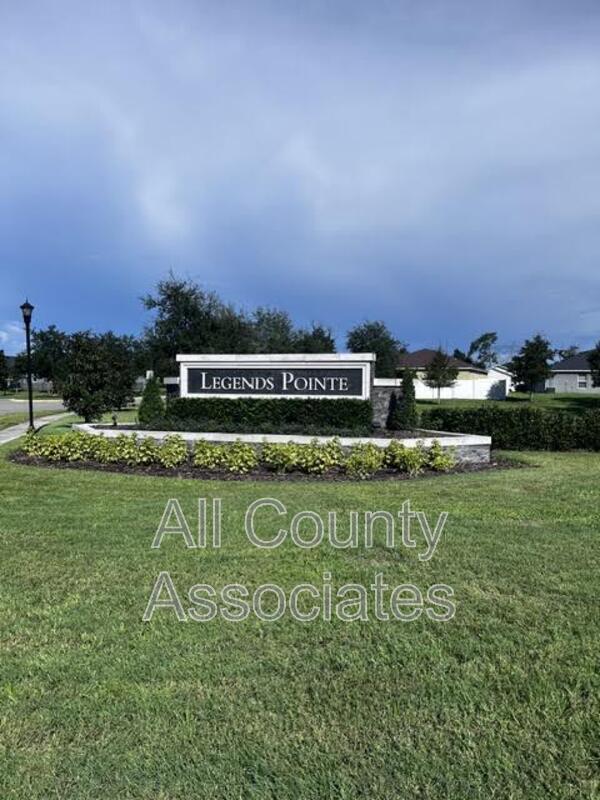 Foto del edificio - 12542 Achasta Blvd
