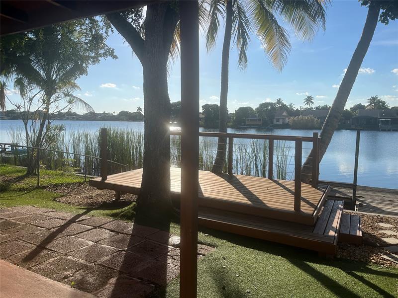 Foto principal - 5507 SW 24th Ave