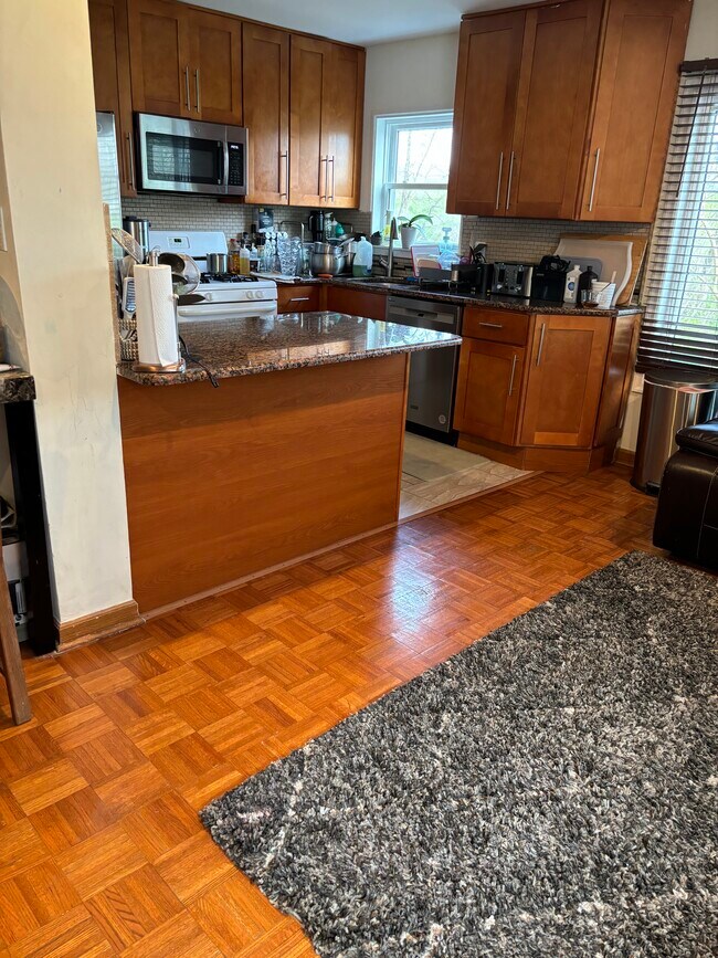 kitchen & living room - 9339 Banes St