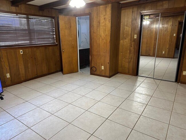 Building Photo - 1626 Wilde Rock Way