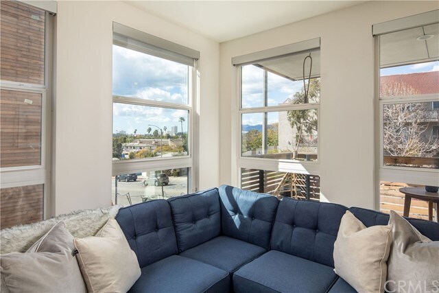 Foto del edificio - 1122 Pico Blvd