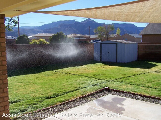 Foto del edificio - 3 br, 2 bath House - 902 Mimosa Ave.