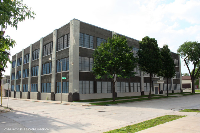 Building Photo - Junior House Lofts