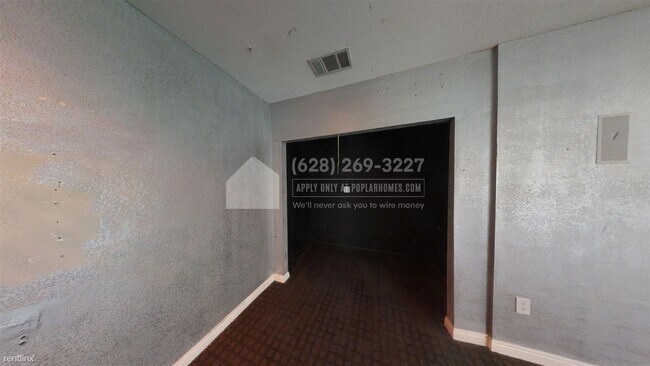 Building Photo - 3 br, 2 bath House - 3031 Malcolm Avenue -