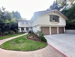 Building Photo - 1203 Patton Way