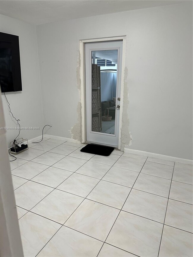 Foto del edificio - 3770 SW 58th Terrace