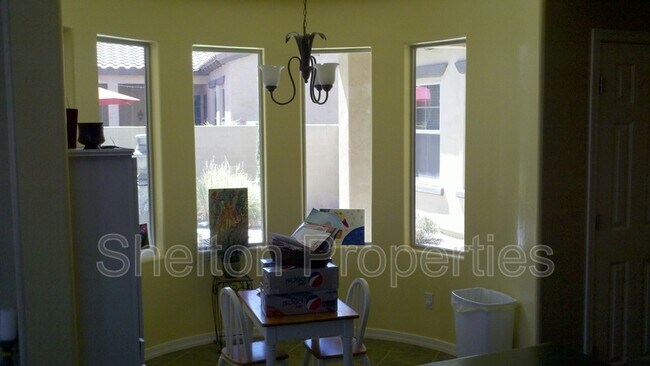 Foto del edificio - 20877 W Court St