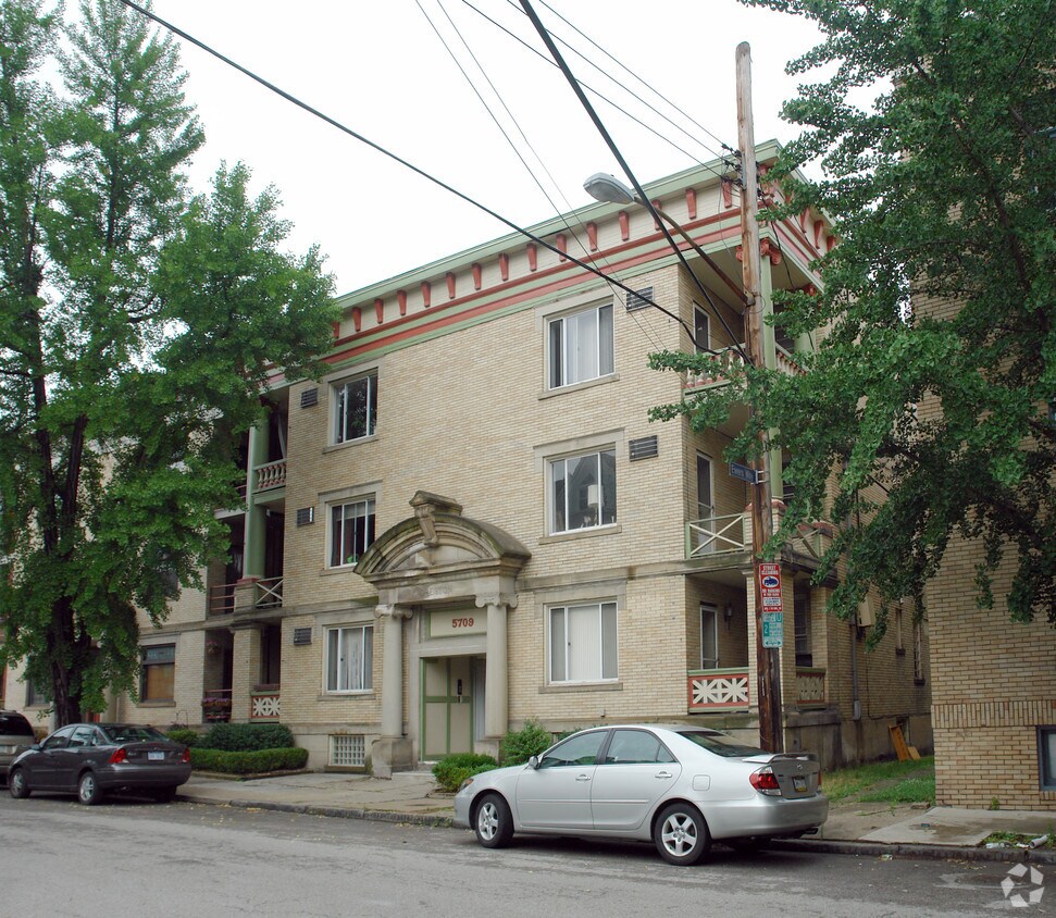 Building Photo - Creston