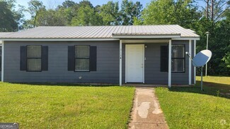Building Photo - 313 Station Crossing Dr