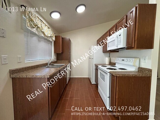 Building Photo - 3013 W Irma Ln