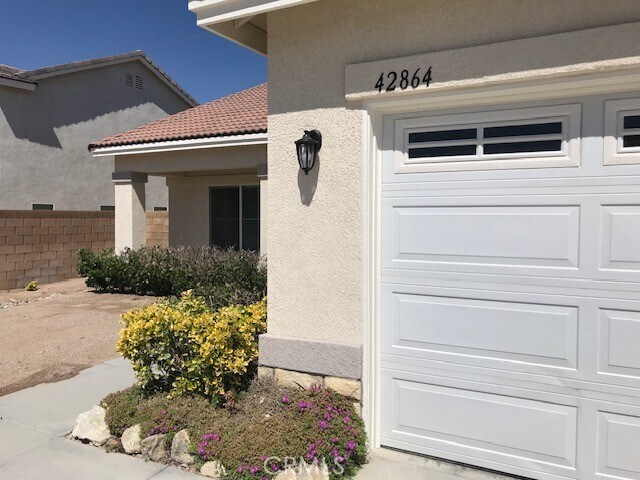 Building Photo - 42864 Fairlee Dr