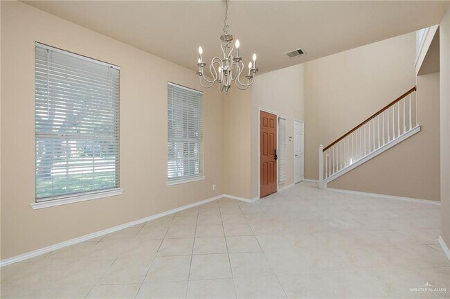 Building Photo - 3411 San Angelo St