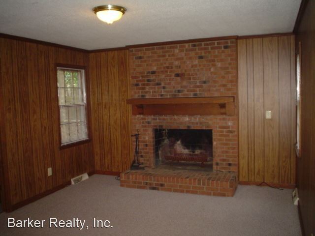 Building Photo - 3 br, 2 bath House - 5220 Kaplan Drive