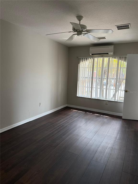 Foto del edificio - 631 Washington Palm Loop