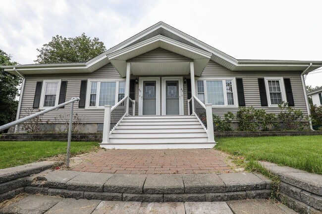 Building Photo - 80 Mast Rd