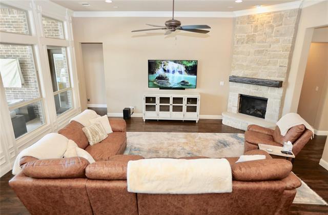 Foto del edificio - 801 Rose Ct