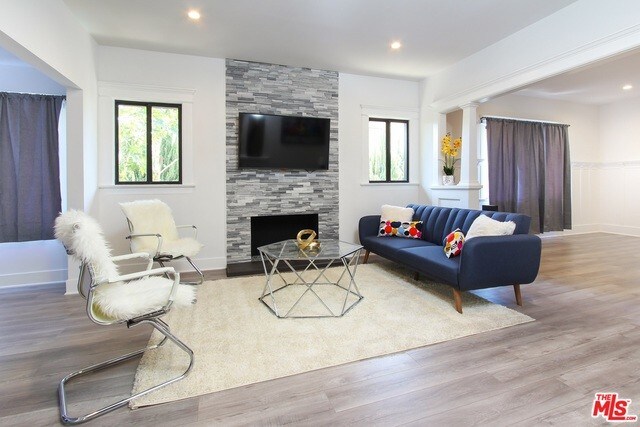 Foto del edificio - 5517 Romaine St