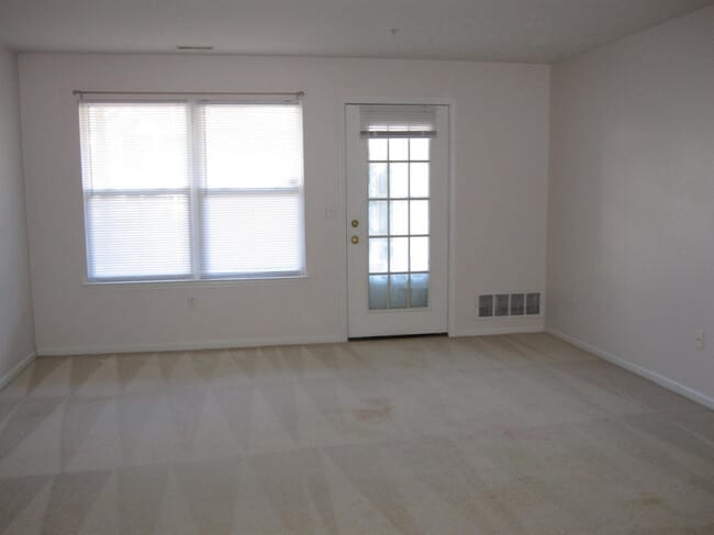 Foto del edificio - 1419 Millbrook Trail