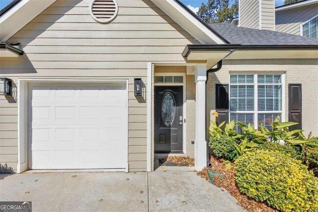 Building Photo - 1338 Gates Dr SE