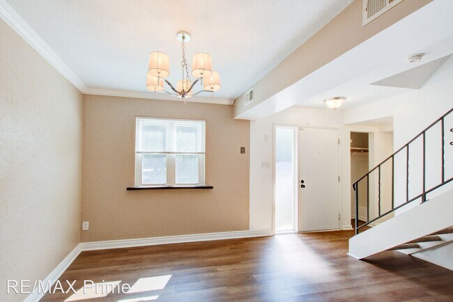 Building Photo - 3 br, 3 bath House - 6480 Duquesne PI