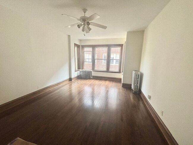 Foto del edificio - 4866 N Ashland Ave