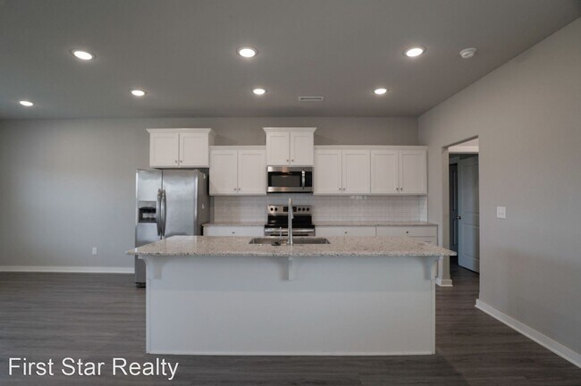 Foto del edificio - 3 br, 2 bath House - 457 N Otoe Street