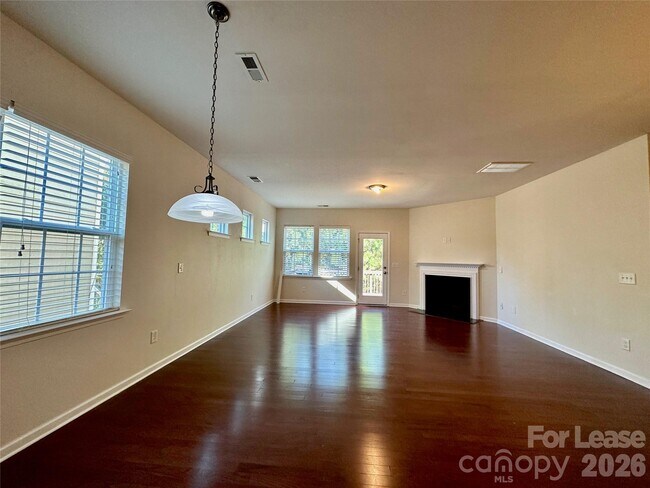 Foto del edificio - 1218 Clingman Dr