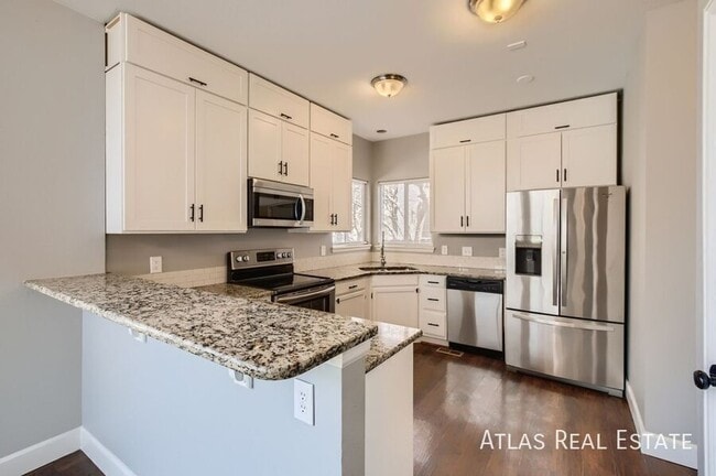 Building Photo - 19155 E Molly Ave