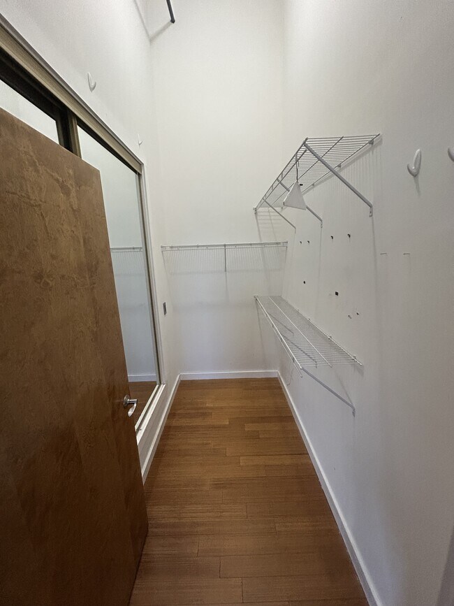 Foto del edificio - 1511 Main St