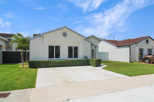 Foto del edificio - 14218 SW 103rd Terrace